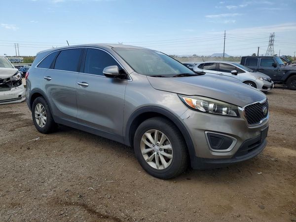 2018 KIA SORENTO L, LX