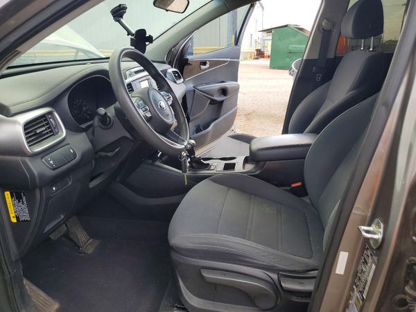 2018 KIA SORENTO L, LX