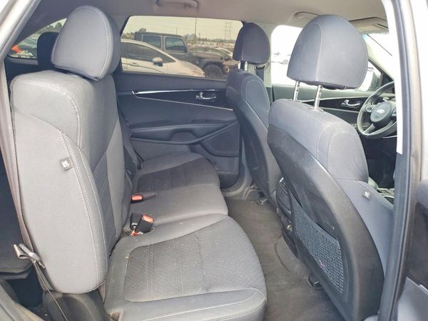2018 KIA SORENTO L, LX