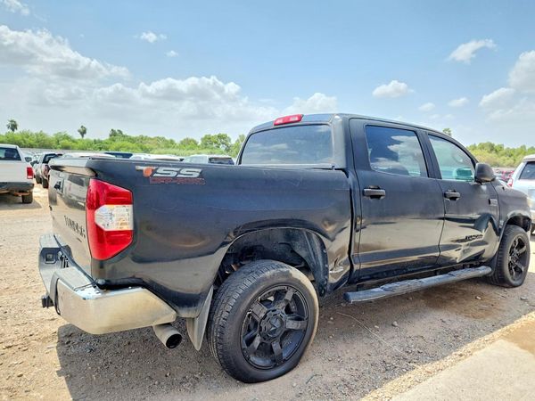 2018 TOYOTA TUNDRA SR5