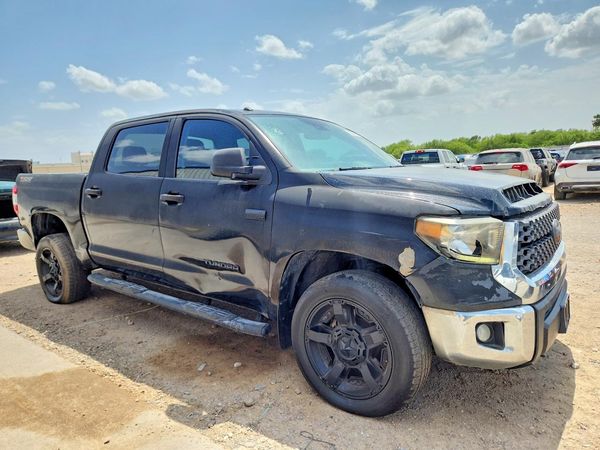 2018 TOYOTA TUNDRA SR5