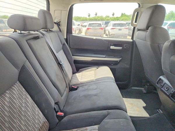 2018 TOYOTA TUNDRA SR5