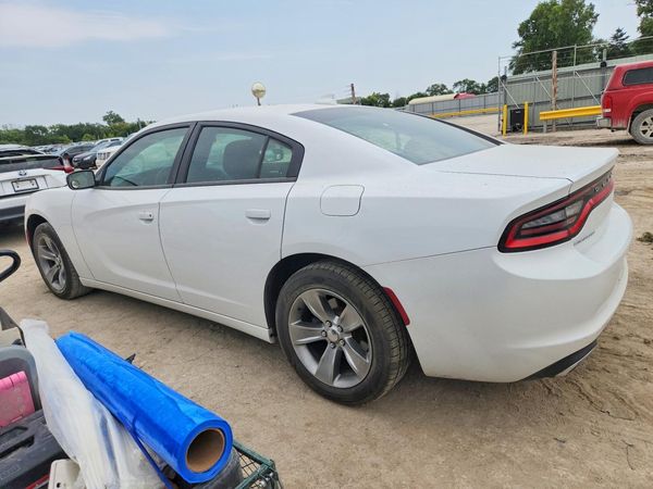 2015 DODGE CHARGER SXT RWD