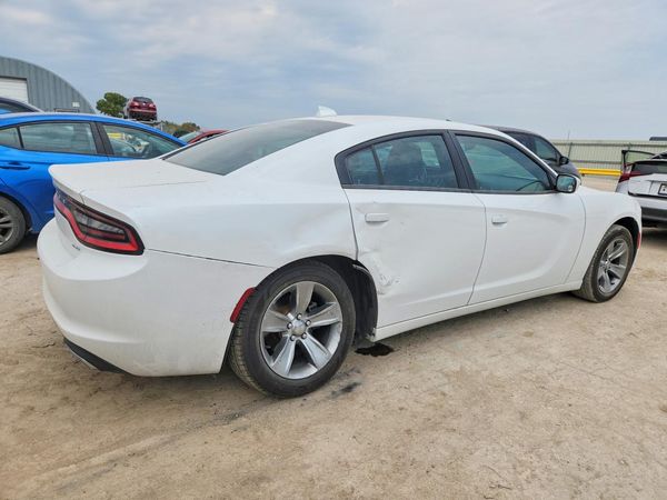 2015 DODGE CHARGER SXT RWD