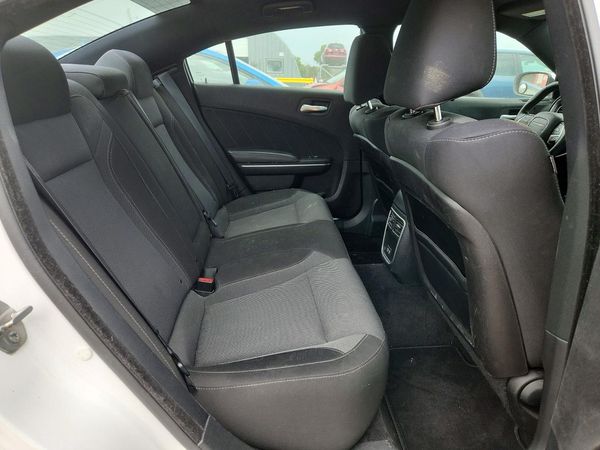 2015 DODGE CHARGER SXT RWD
