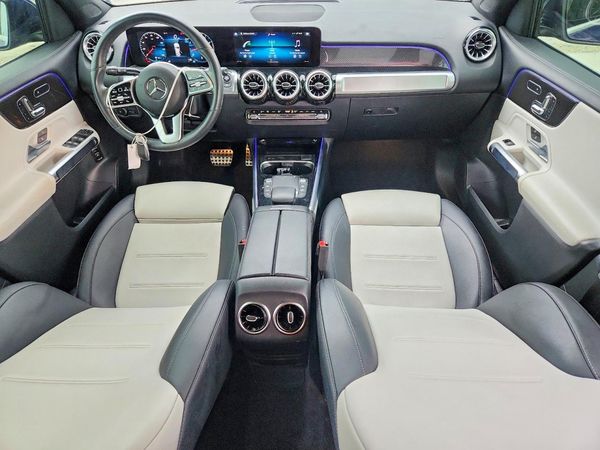 2023 MERCEDES-BENZ GLB GLB250