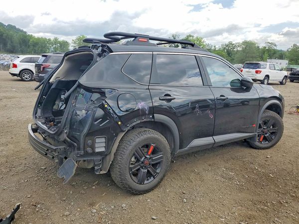 2025 NISSAN ROGUE SV