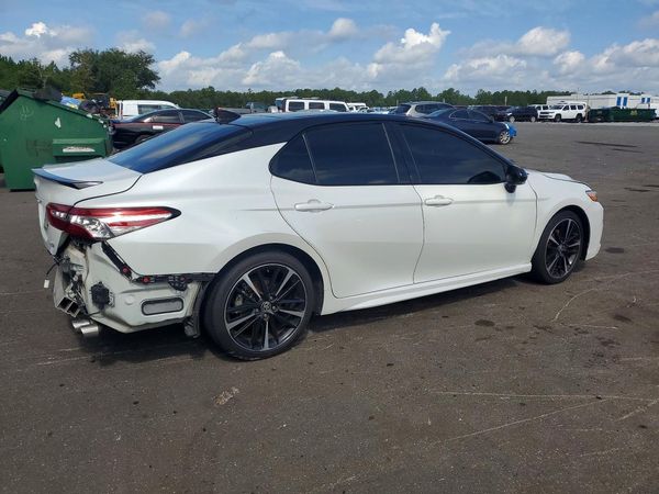 2020 TOYOTA CAMRY XSE