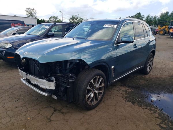 2025 BMW X5 xDrive40i