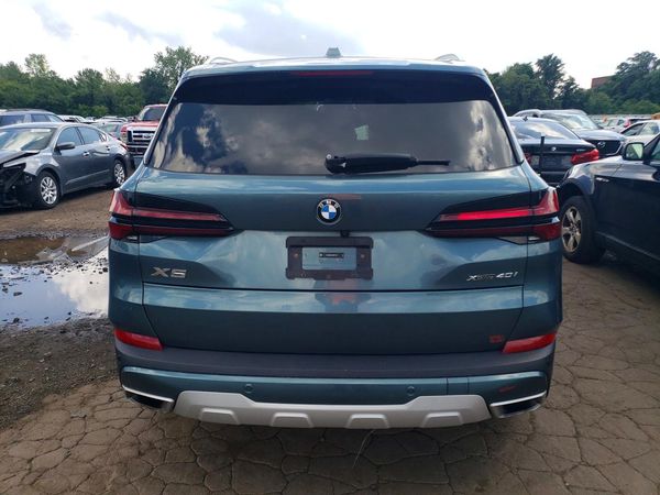 2025 BMW X5 xDrive40i
