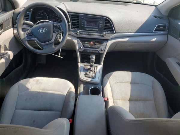 2017 HYUNDAI ELANTRA SE Base