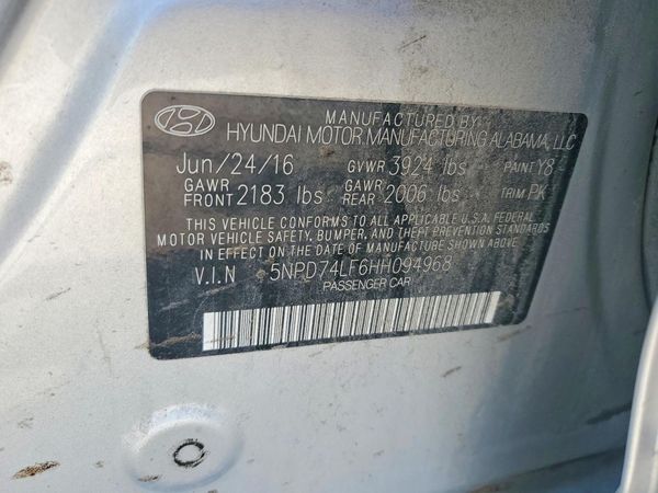 2017 HYUNDAI ELANTRA SE Base