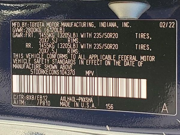 2022 TOYOTA SIENNA XSE