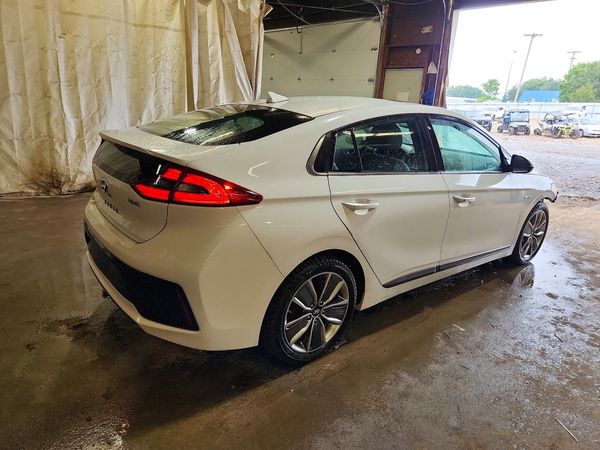2018 HYUNDAI IONIQ Limited (HEV)