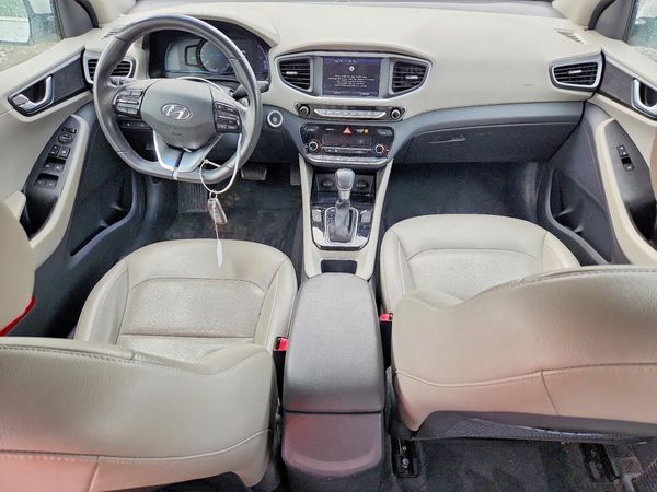 2018 HYUNDAI IONIQ Limited (HEV)
