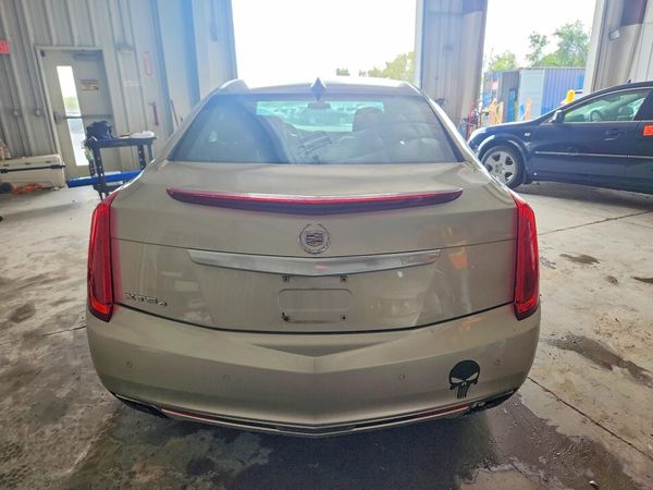 2015 CADILLAC XTS Luxury