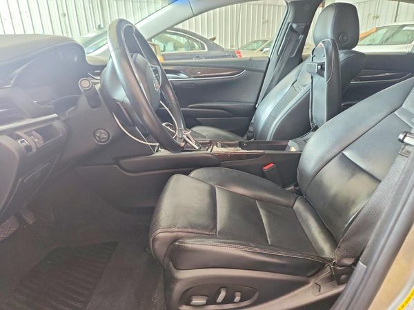 2015 CADILLAC XTS Luxury