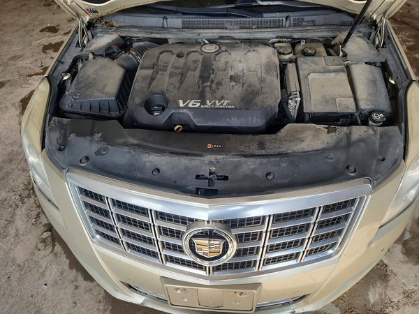 2015 CADILLAC XTS Luxury