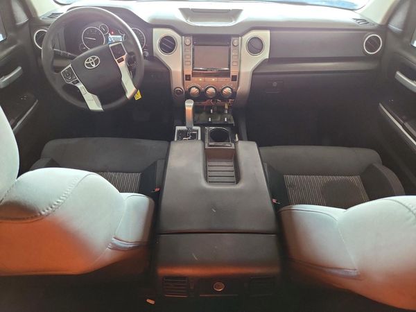 2015 TOYOTA TUNDRA SR5 Grade