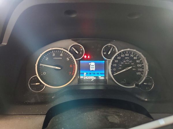 2015 TOYOTA TUNDRA SR5 Grade