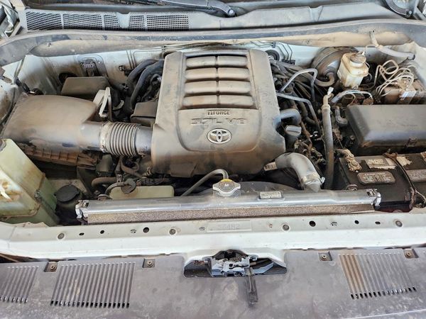 2015 TOYOTA TUNDRA SR5 Grade