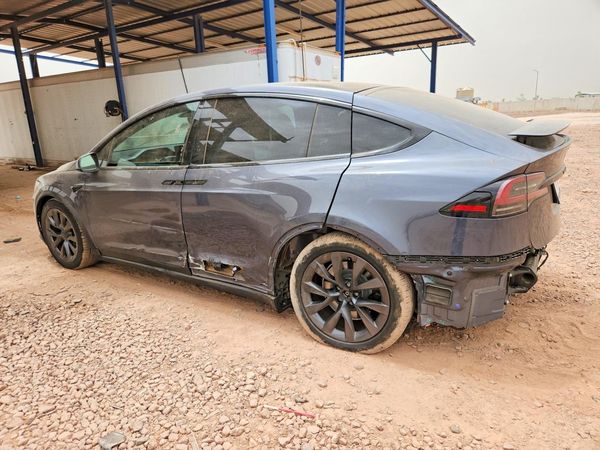 2022 TESLA MODEL X