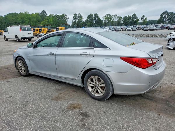 2012 HYUNDAI SONATA