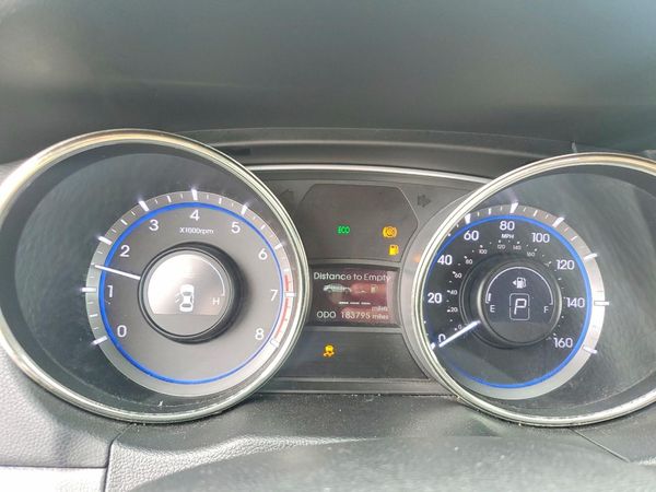 2012 HYUNDAI SONATA