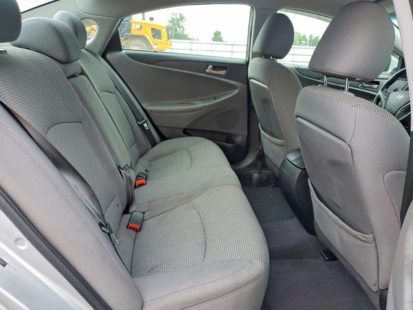 2012 HYUNDAI SONATA