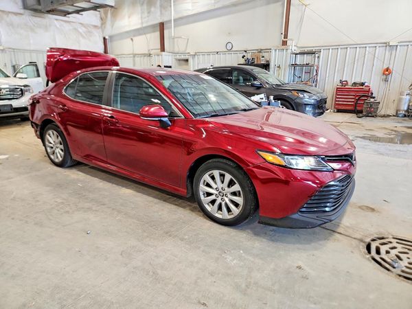 2018 TOYOTA CAMRY
