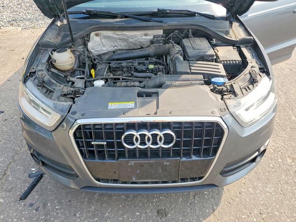 2015 AUDI Q3 quattro Premium Plus