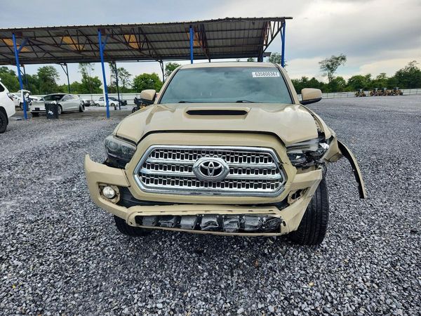 2017 TOYOTA TACOMA