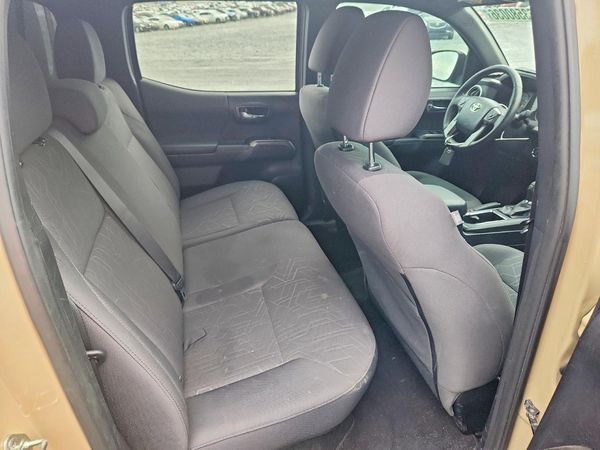 2017 TOYOTA TACOMA