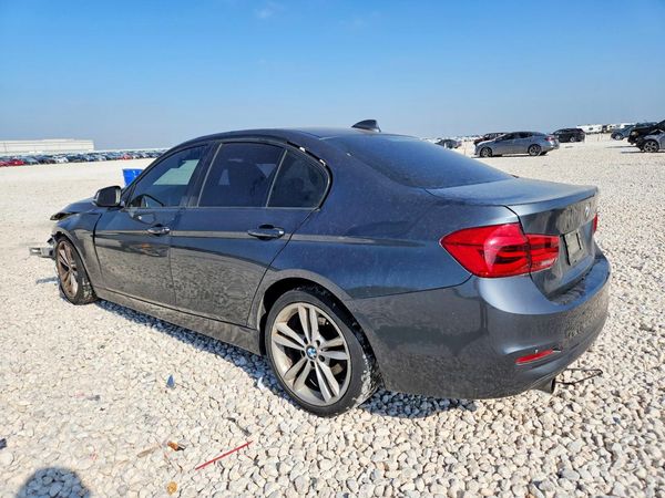 2016 BMW 320