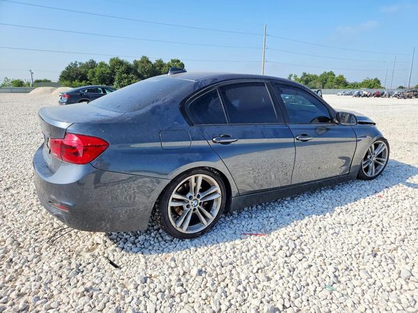2016 BMW 320