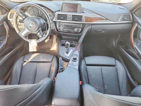 2016 BMW 320