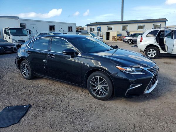 2016 LEXUS ES