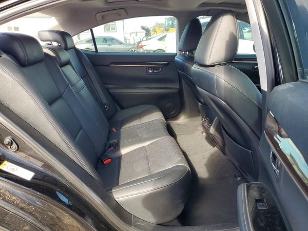 2016 LEXUS ES