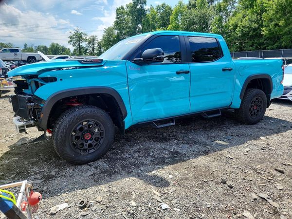 2026 TOYOTA TUNDRA TRD Pro — Front 3/4