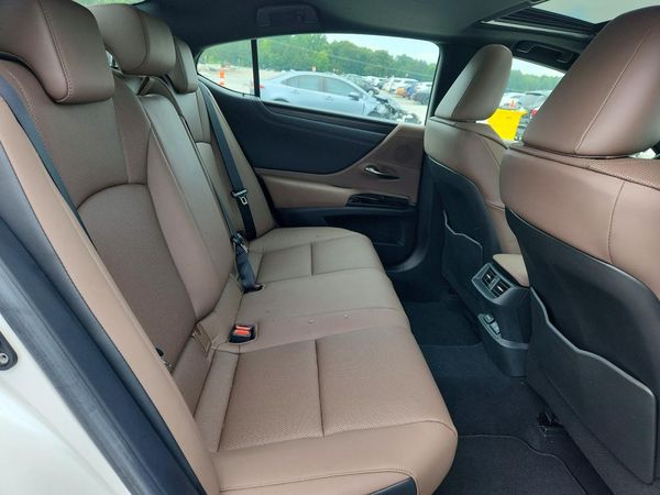 2025 LEXUS ES 300H 300h Premium