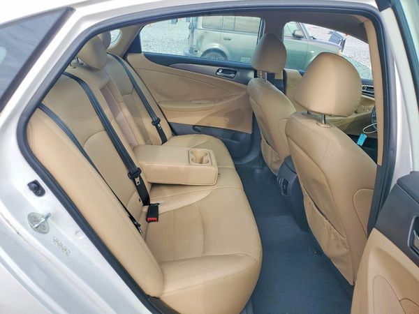 2013 HYUNDAI SONATA Hybrid / Hybrid Limited