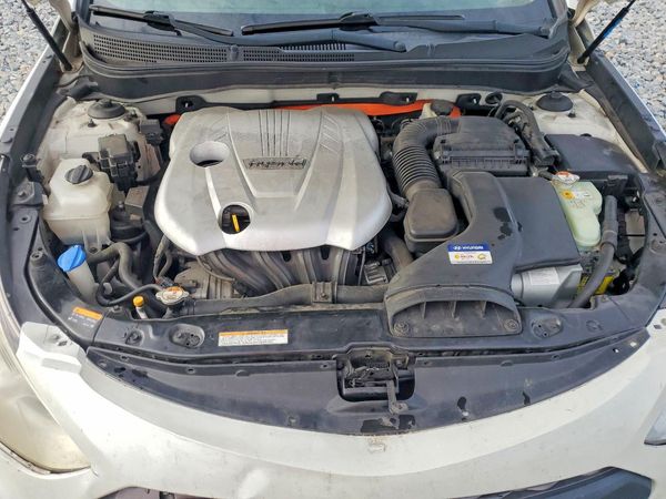 2013 HYUNDAI SONATA Hybrid / Hybrid Limited