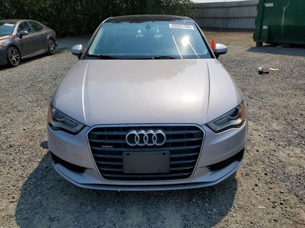 2015 AUDI A3