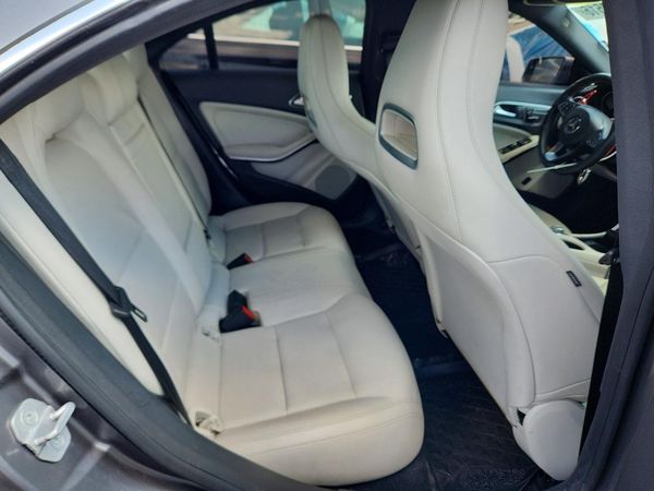 2015 MERCEDES-BENZ CLA