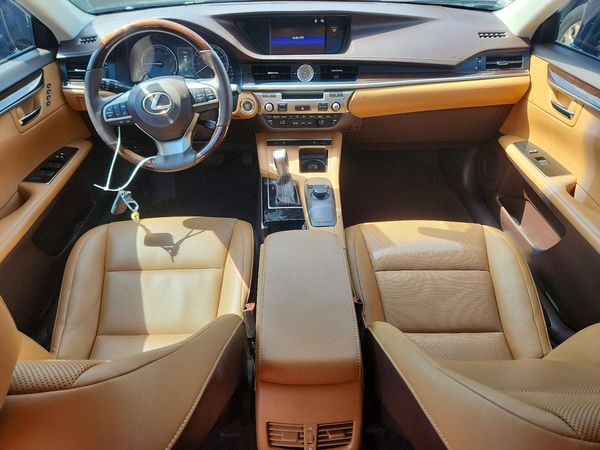 2016 LEXUS ES 350