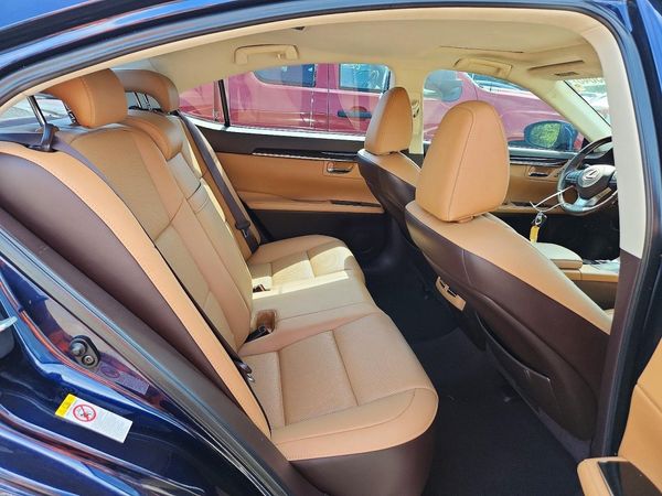 2016 LEXUS ES 350