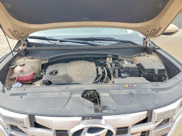 2023 HYUNDAI SANTA CRUZ — Engine bay