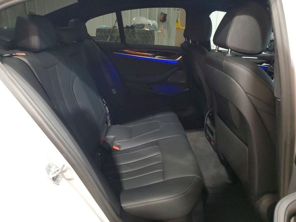 2022 BMW 530 xDrive