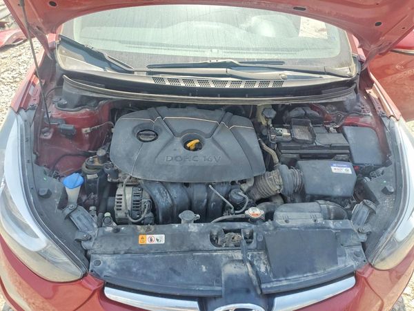 2016 HYUNDAI ELANTRA