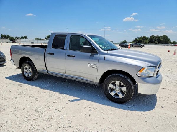 2024 RAM 1500 CLASSIC